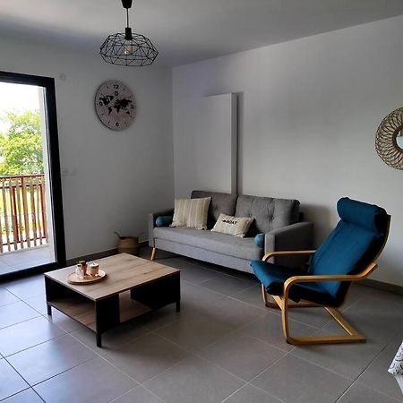 Location De Vacances A Andernos - Appartement 2 Chambres Dans Residence Neuve Exterior photo